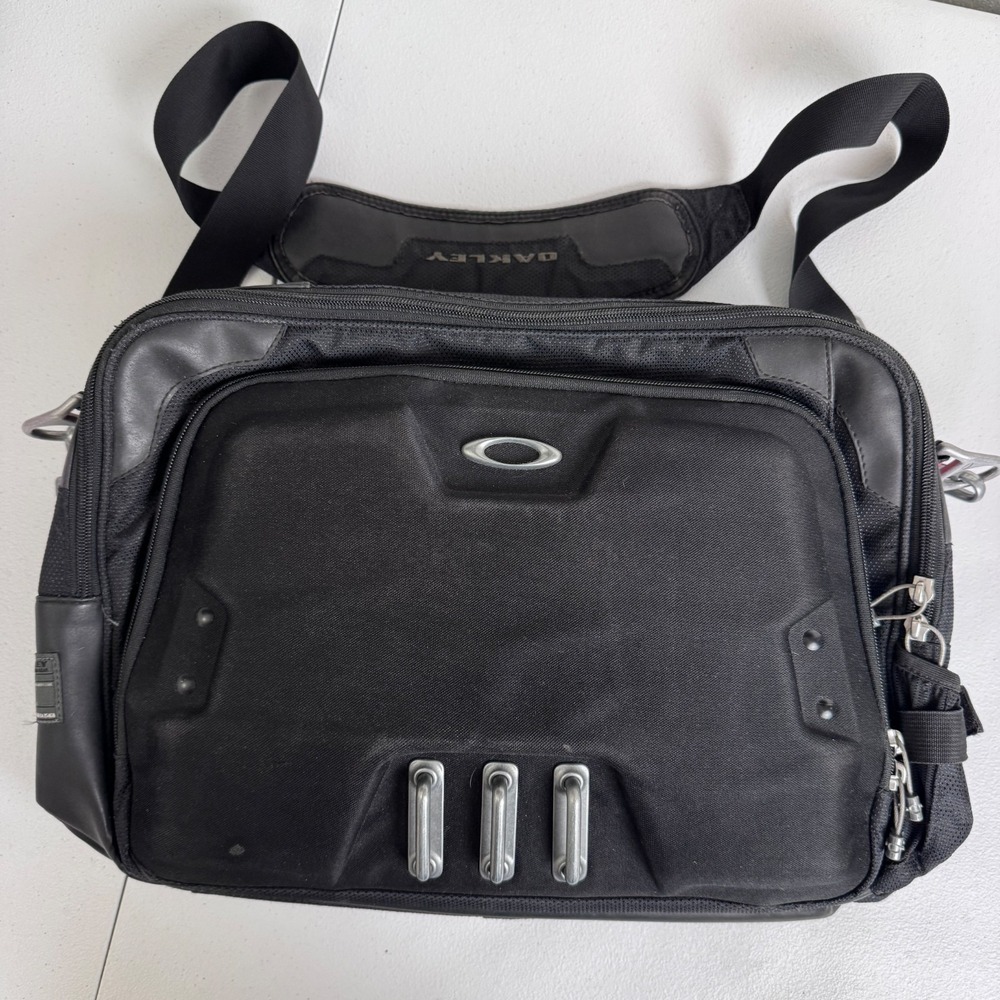 Oakley Tactical Field Gear Laptop Bag Briefcase Messenger Day Travel Work Pack